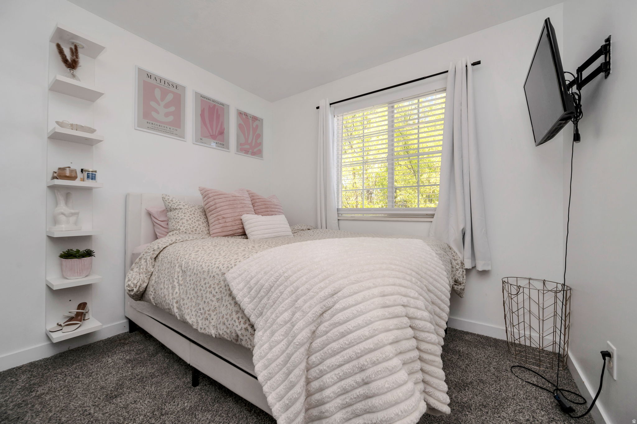 WESTVIEW COVE - Residential