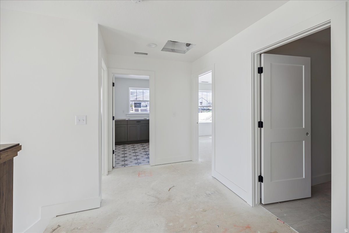 BEACON POINTE - Residential