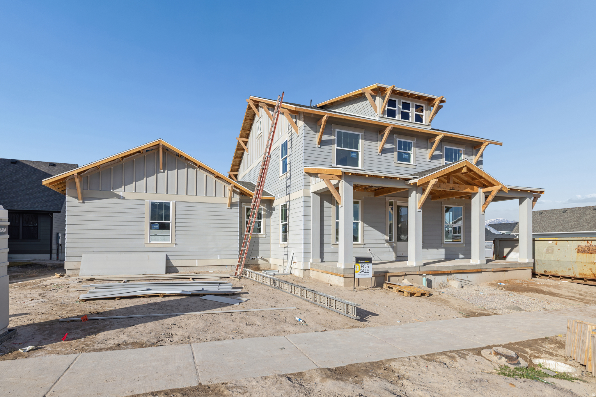 BEACON POINTE - Residential