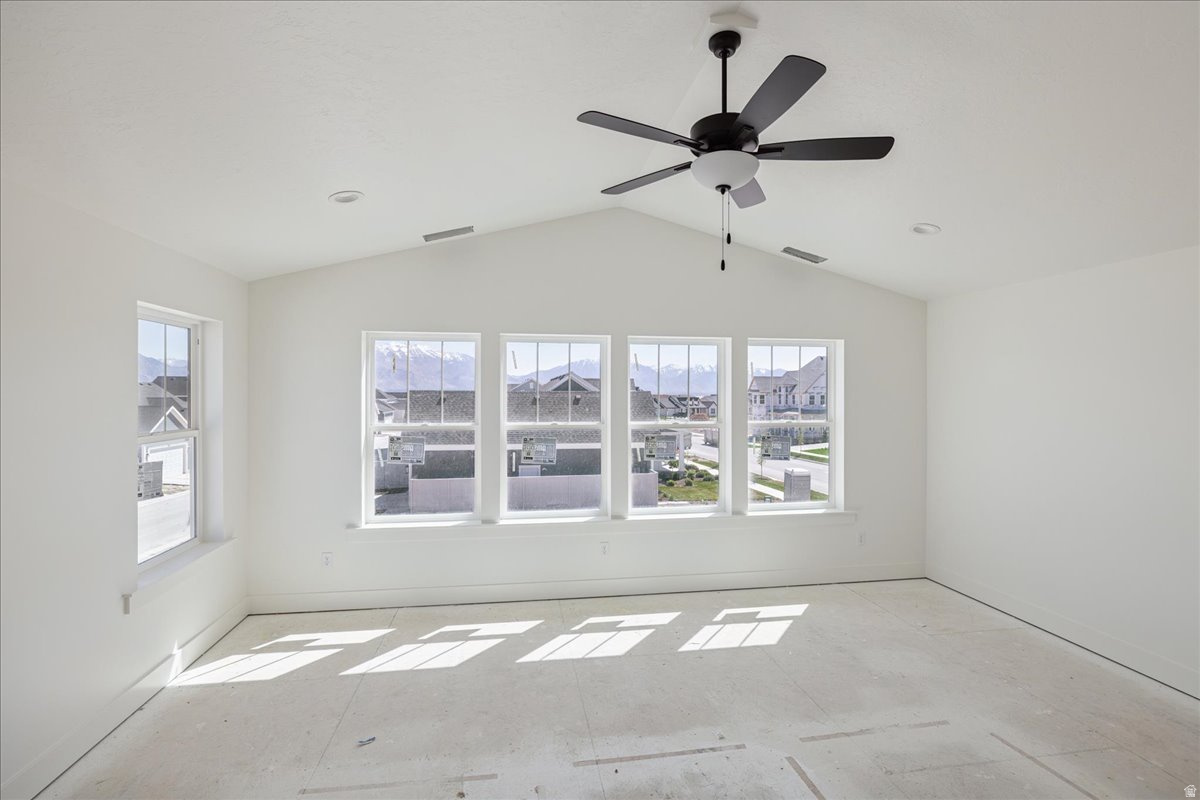 BEACON POINTE - Residential