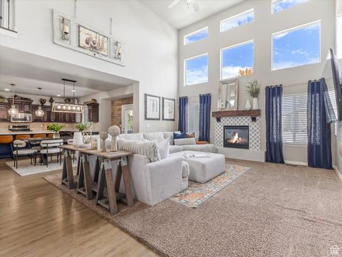 Tiny photo for 1606 W 200 N, Layton, UT 84041 (MLS # 2118050)