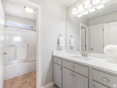 Tiny photo for 1606 W 200 N, Layton, UT 84041 (MLS # 2118050)