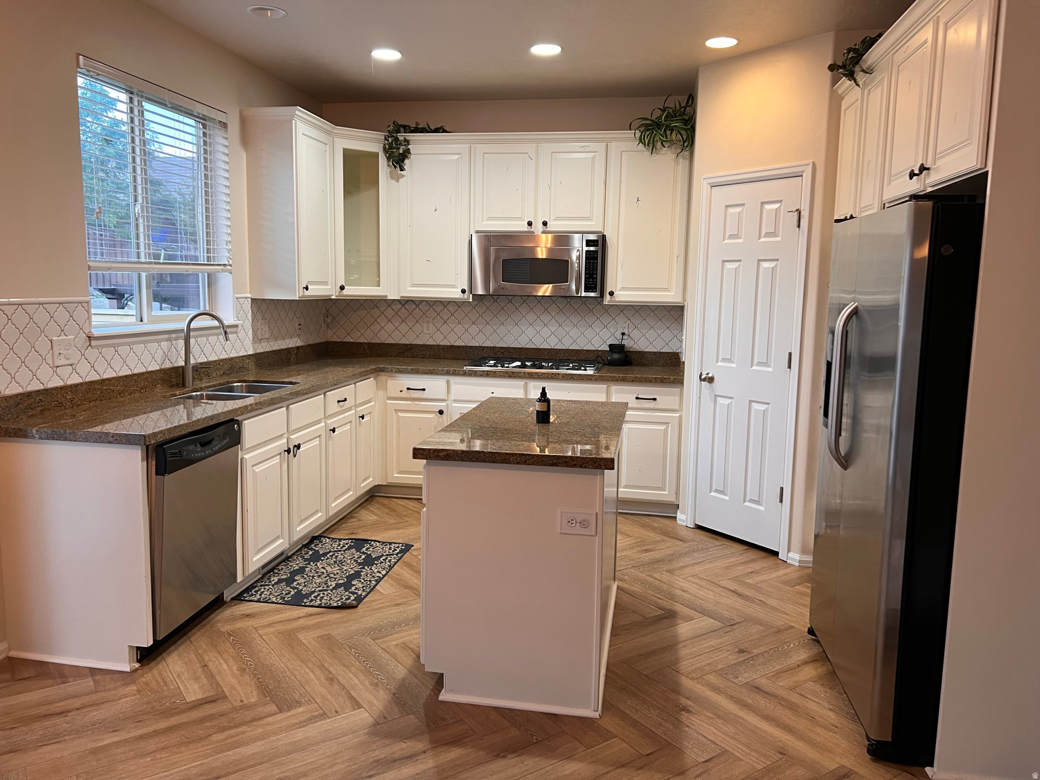 MAPLE HOLLOW 10 11 13 AT SUNCREST - Residential