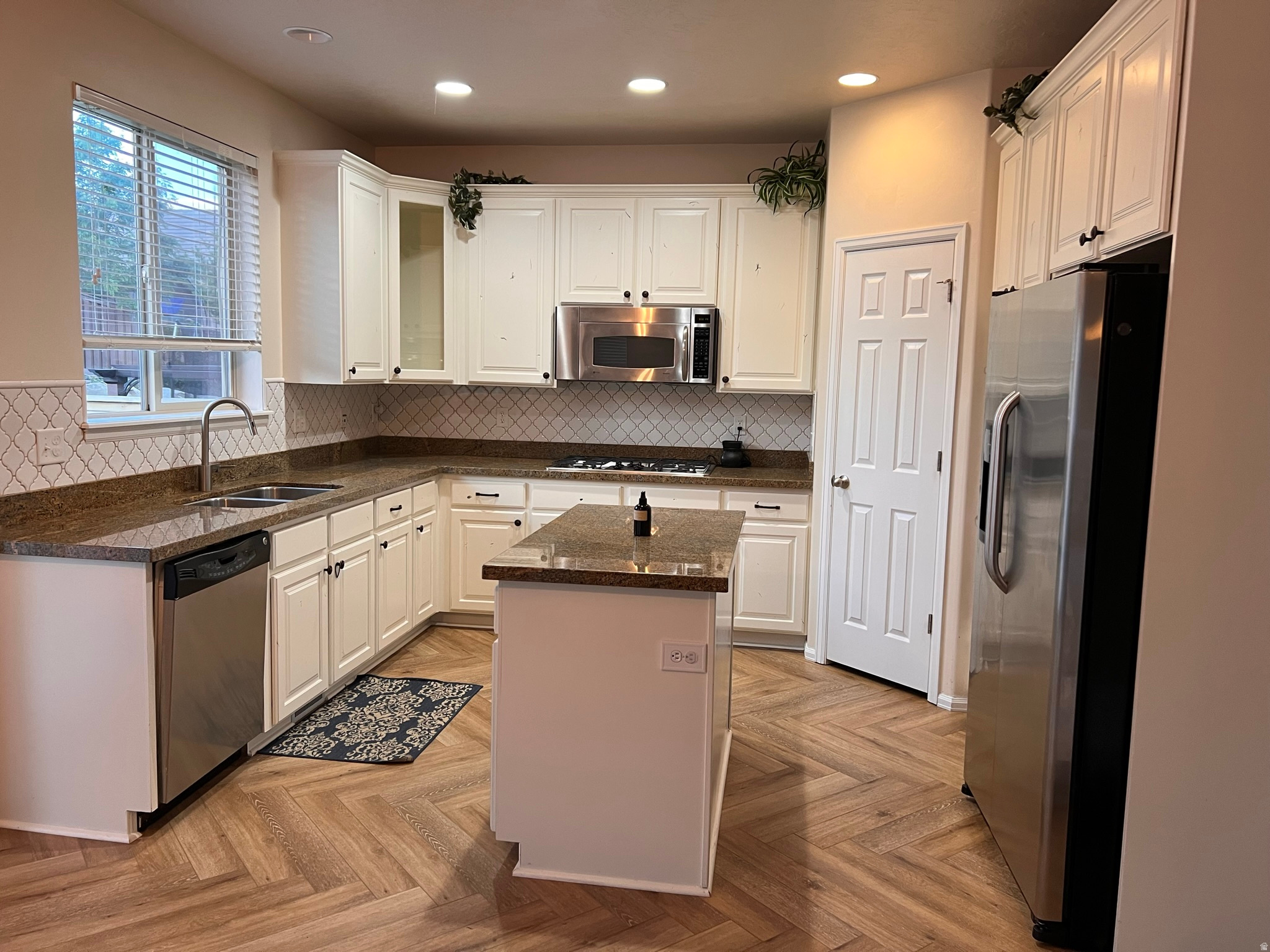 MAPLE HOLLOW 10 11 13 AT SUNCREST - Residential