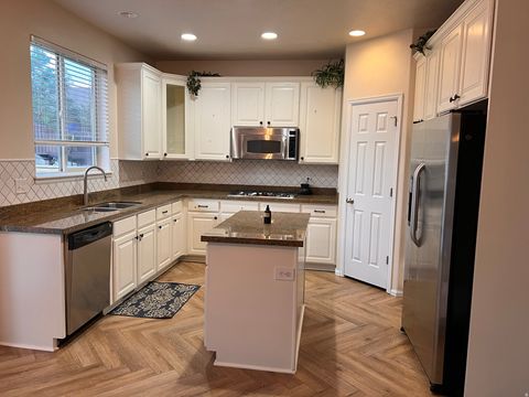 Tiny photo for 2001 E FIELDING LN, Draper, UT 84020 (MLS # 2150246)