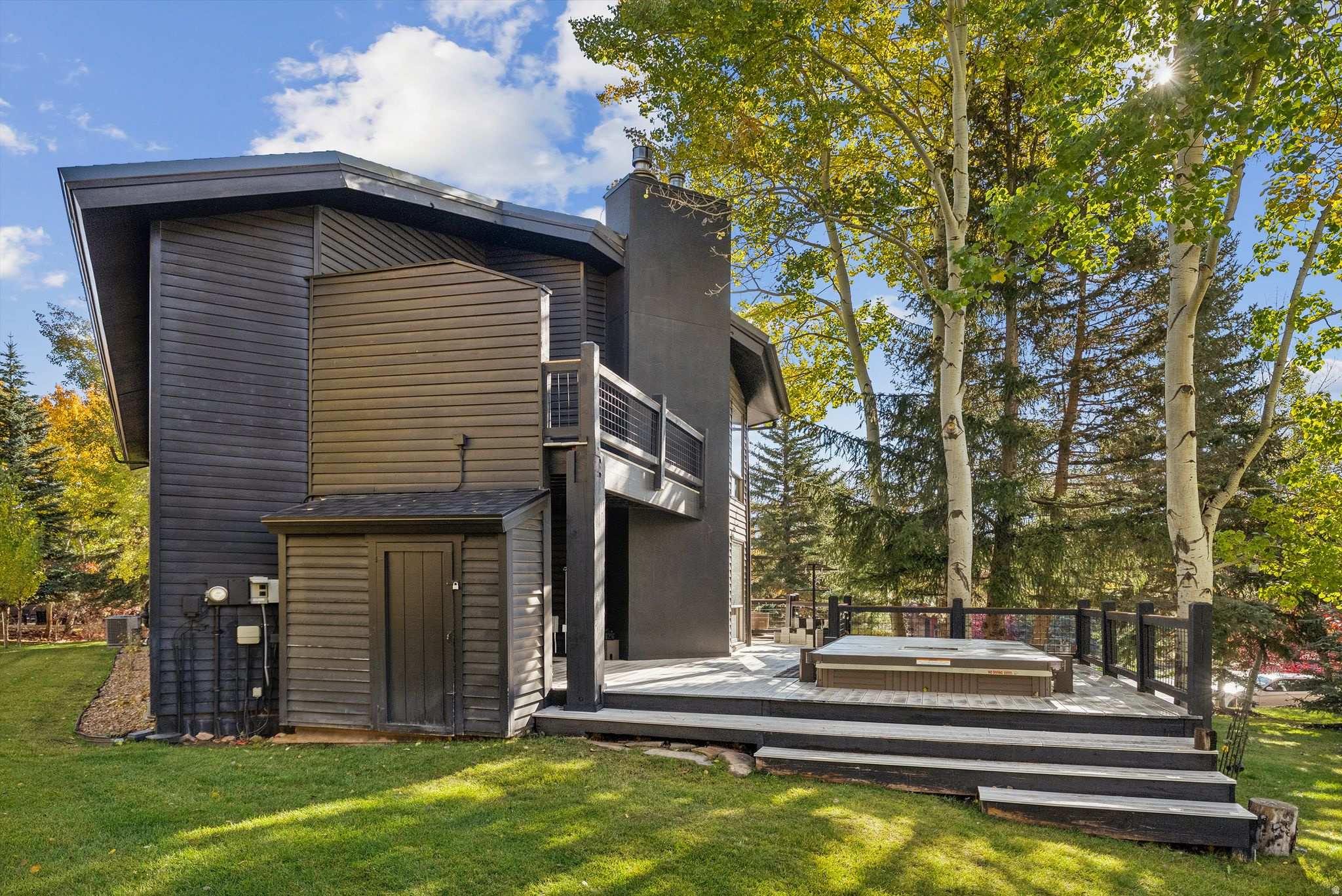 Park City, Utah 84060, United States, 4 Bedrooms Bedrooms, ,3 BathroomsBathrooms,Residential,Active,235044