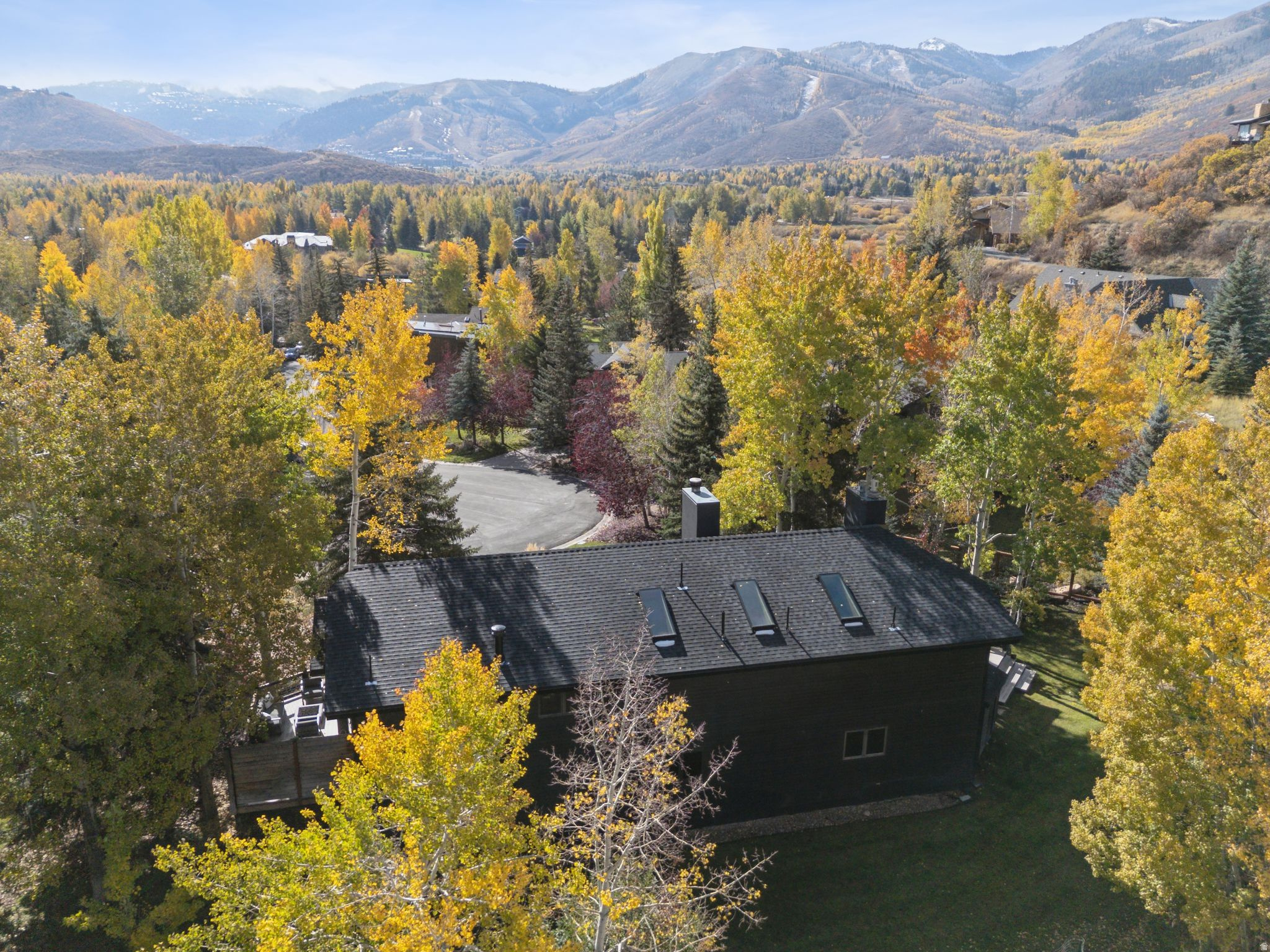 Park City, Utah 84060, United States, 4 Bedrooms Bedrooms, ,3 BathroomsBathrooms,Residential,Active,235044