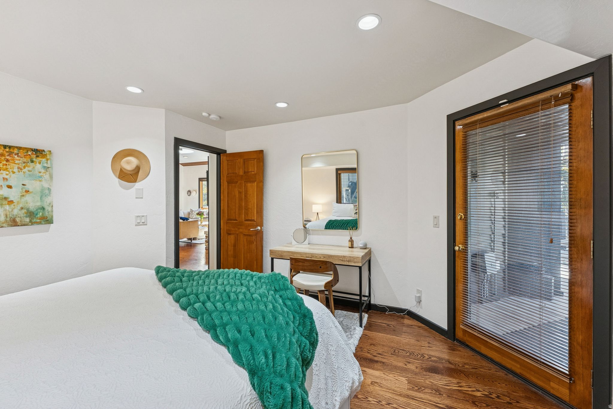 Park City, Utah 84060, United States, 4 Bedrooms Bedrooms, ,3 BathroomsBathrooms,Residential,Active,235044