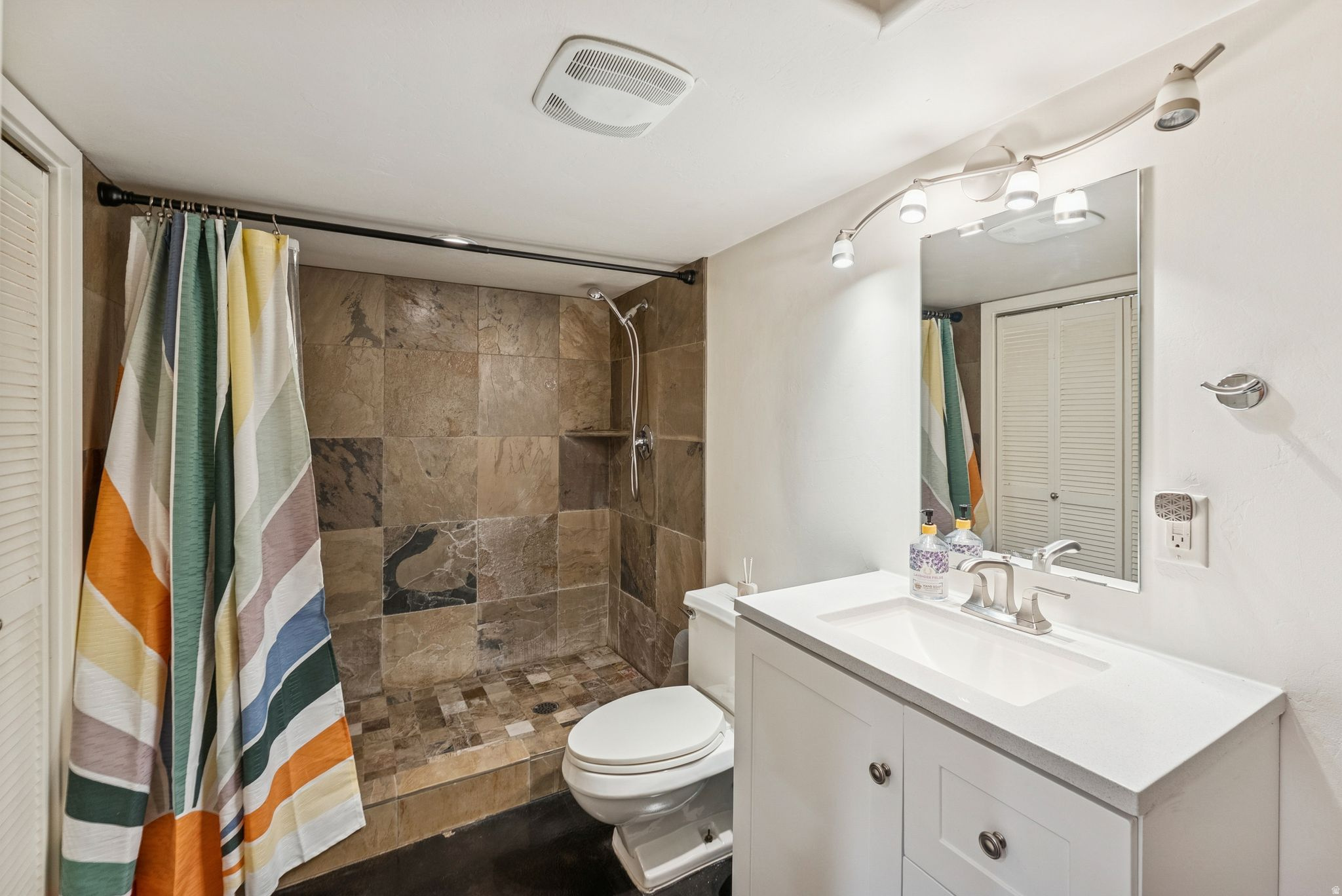 Park City, Utah 84060, United States, 4 Bedrooms Bedrooms, ,3 BathroomsBathrooms,Residential,Active,235044