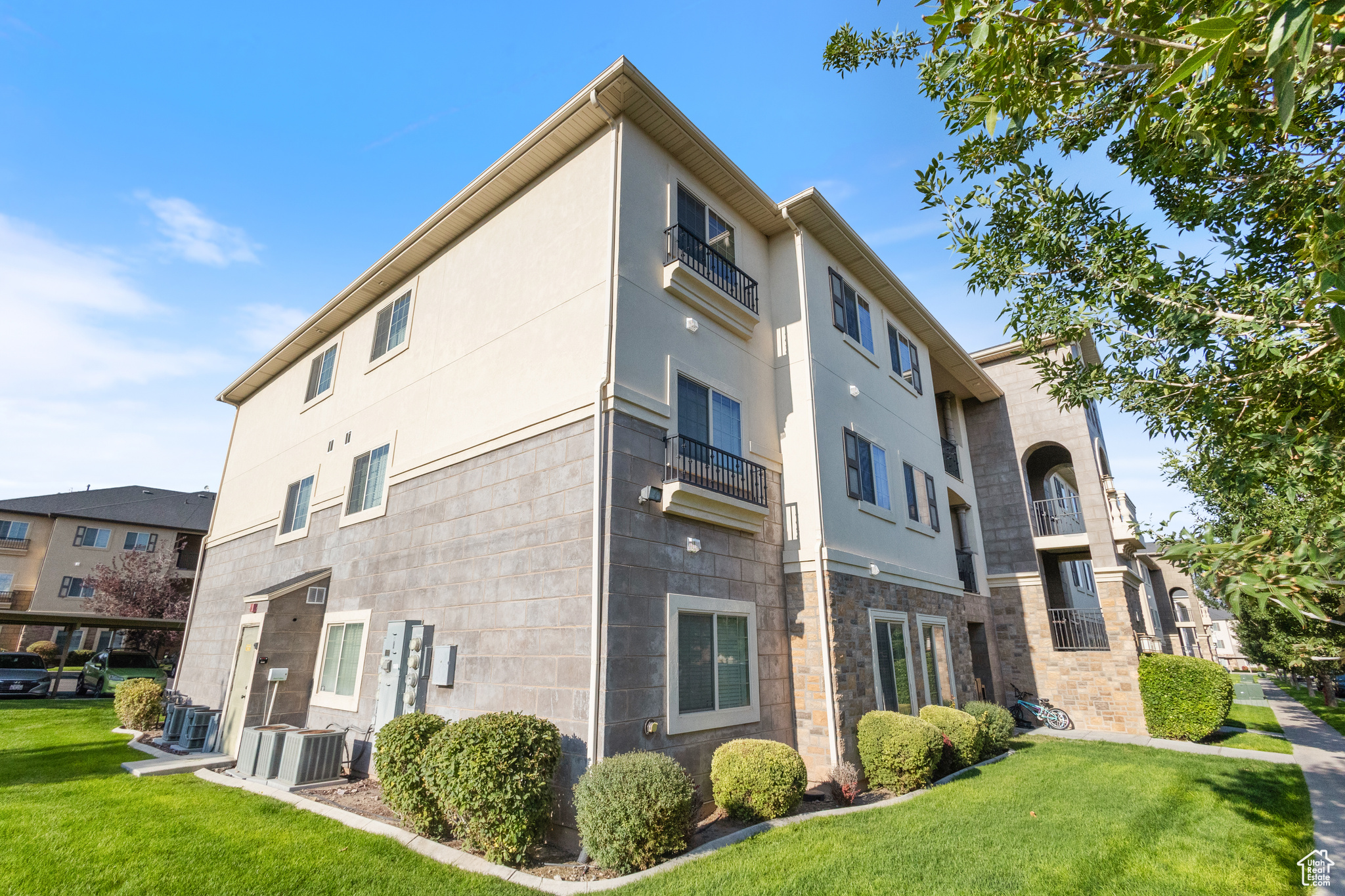 ROCK CREEK CONDO - Residential