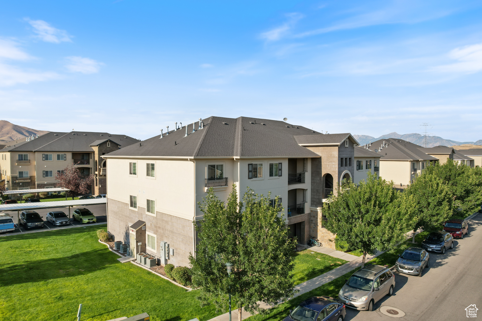 ROCK CREEK CONDO - Residential