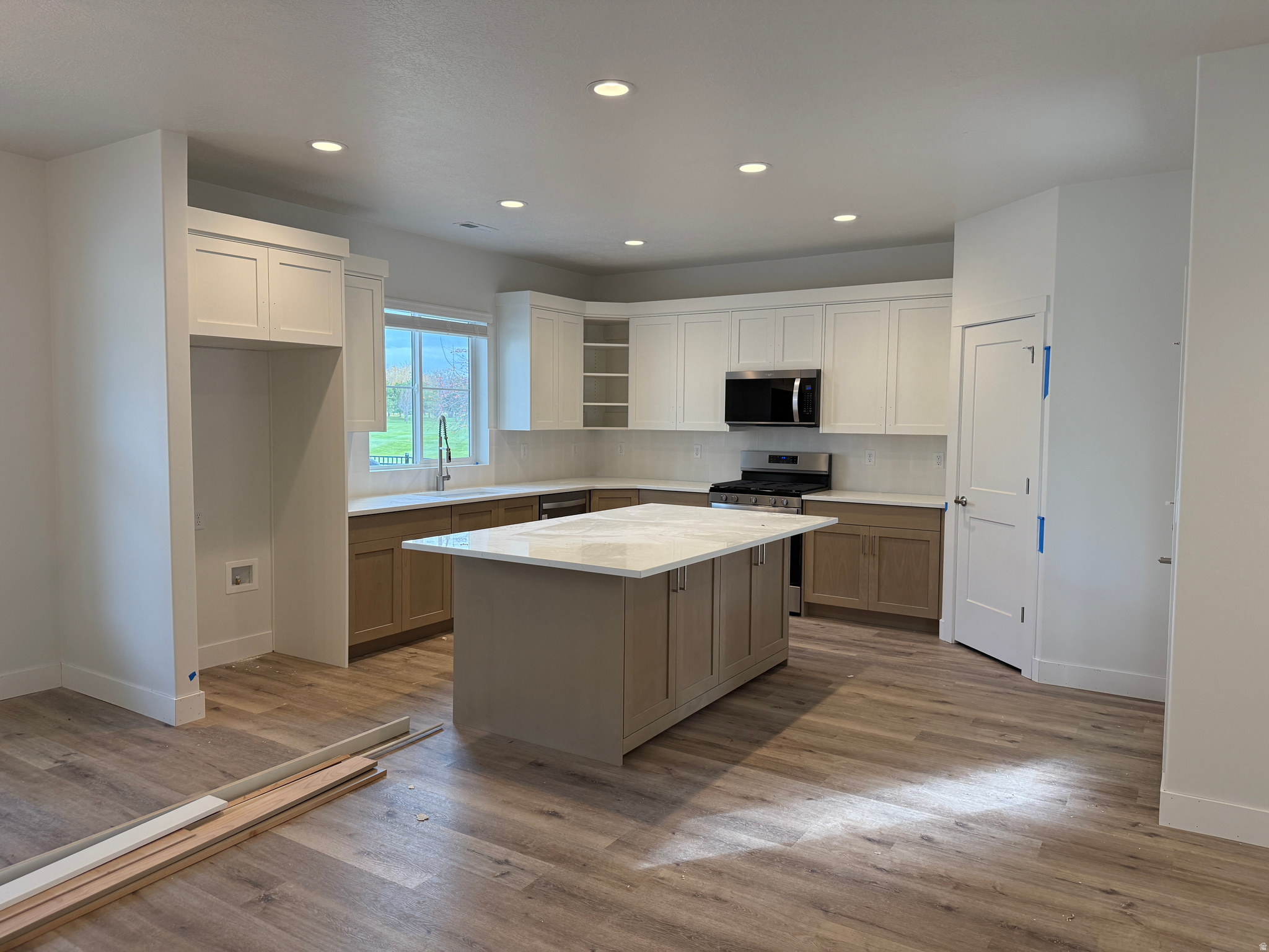 BLUFF VIEW - Residential