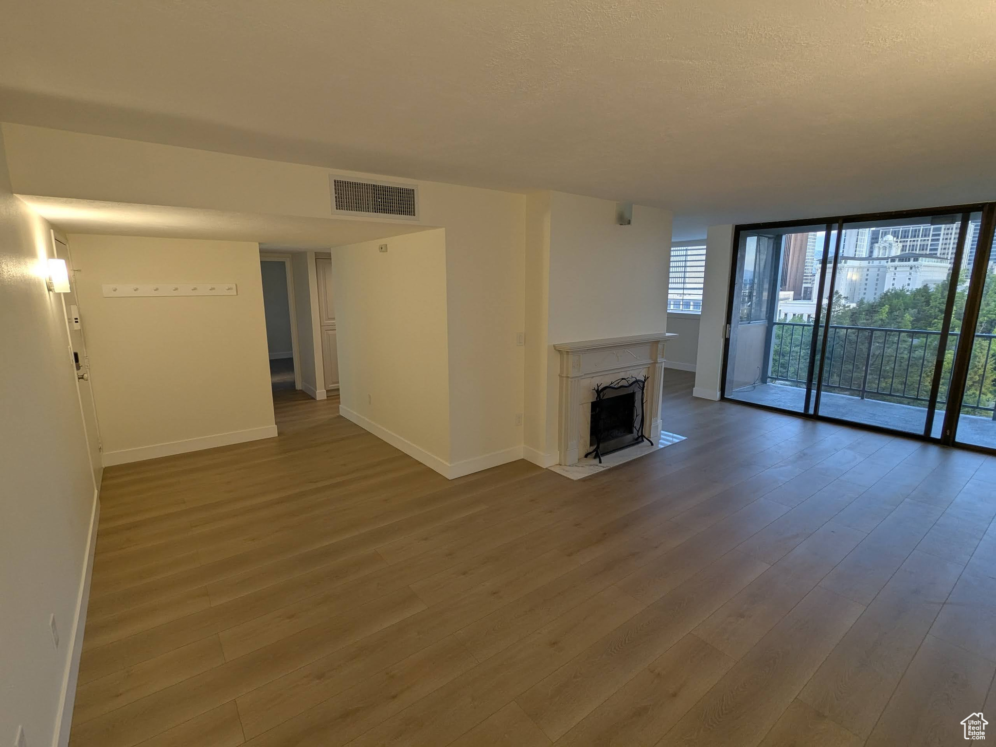 241 N Vine St #404E, Salt Lake City, Utah image 3