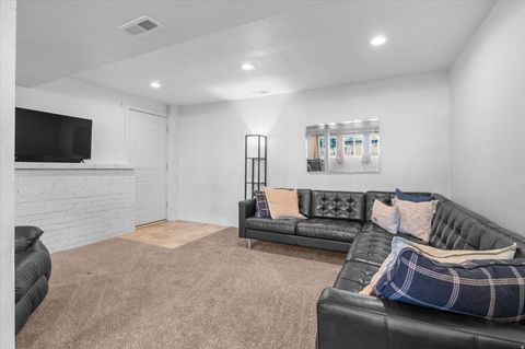 Tiny photo for 1359 N EAST LISA ST E, Layton, UT 84040 (MLS # 2154263)