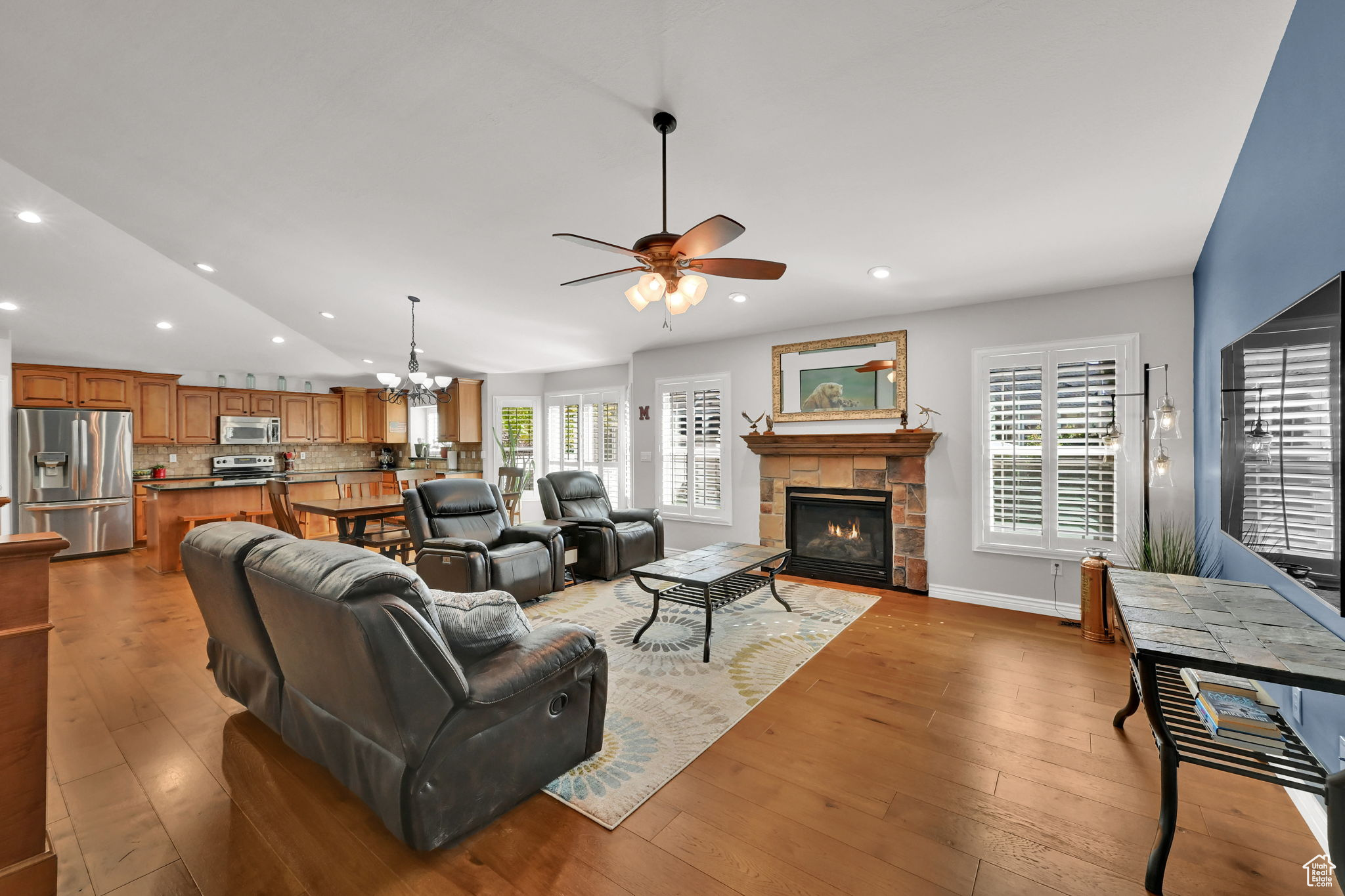 COLD WATER CREEK - Residential