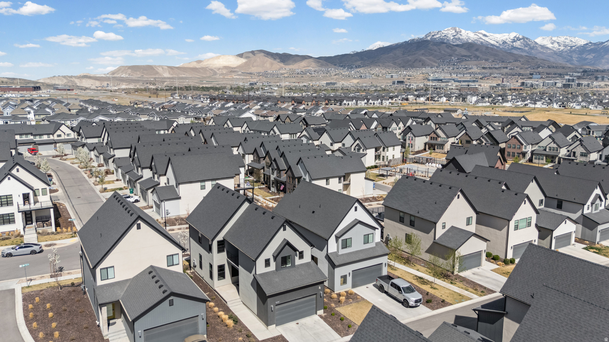 HOLBROOK FARMS - Residential