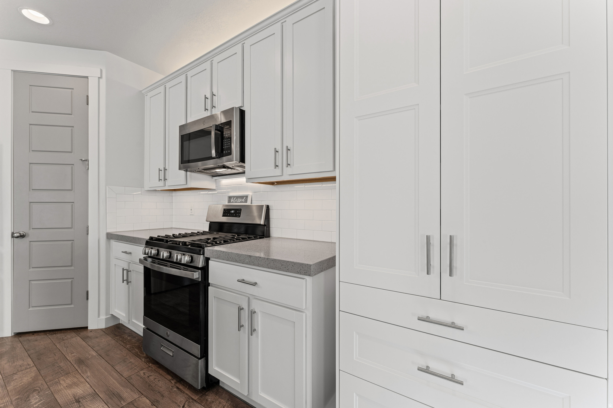 HOLBROOK FARMS - Residential