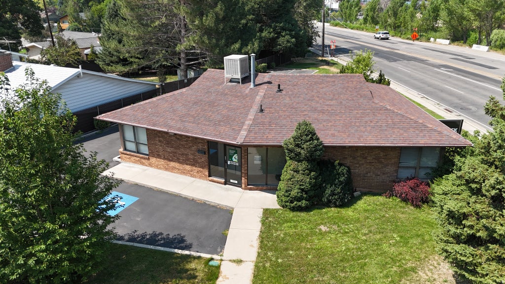Photo of 5002 S HIGHLAND DR, Farmington, UT 84025 (MLS # 2183216)