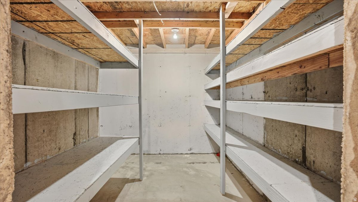 MAJESTIC MOUNTAIN AC - Residential