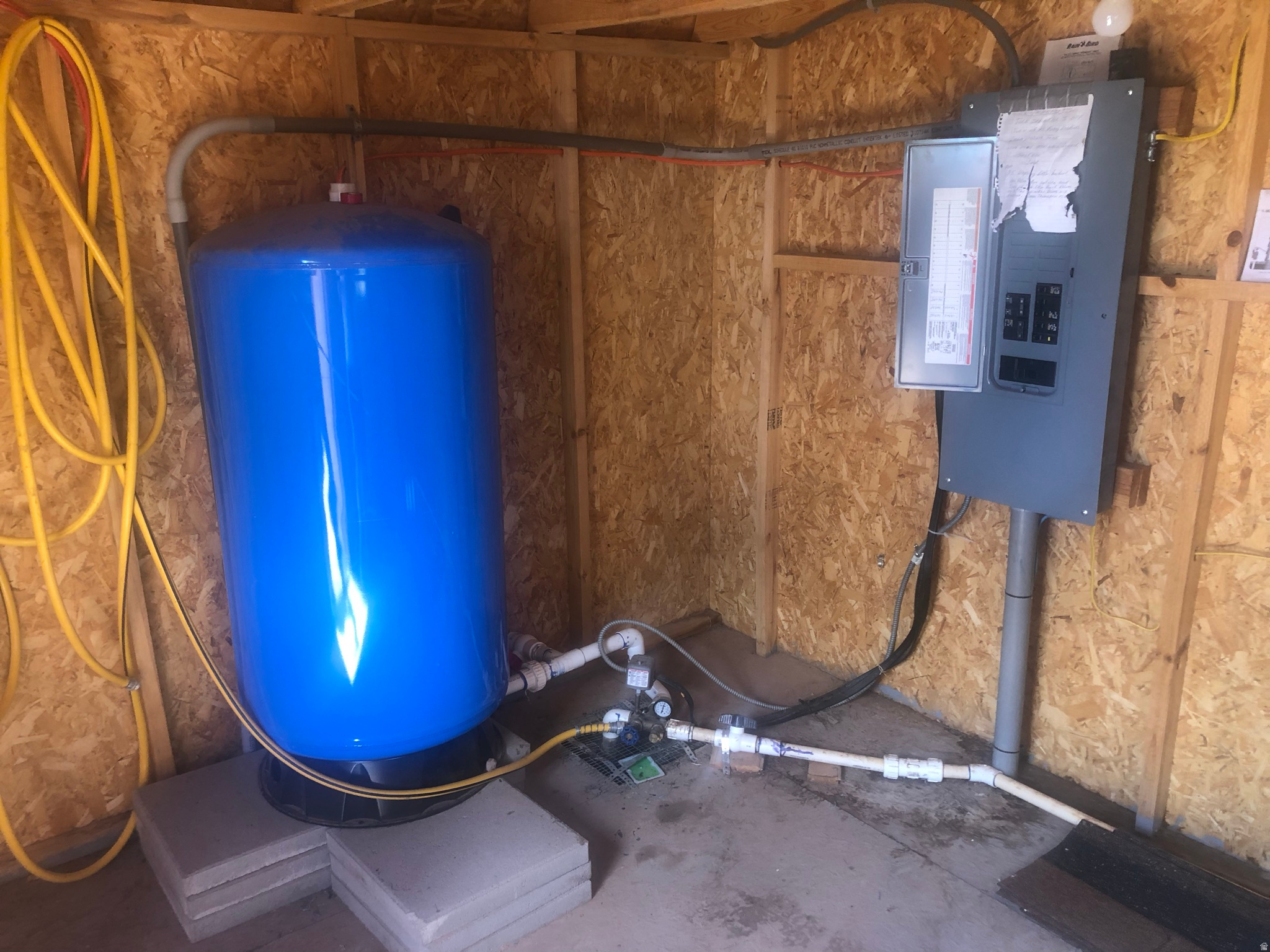 CEDAR VIEW PRPTIES - Land