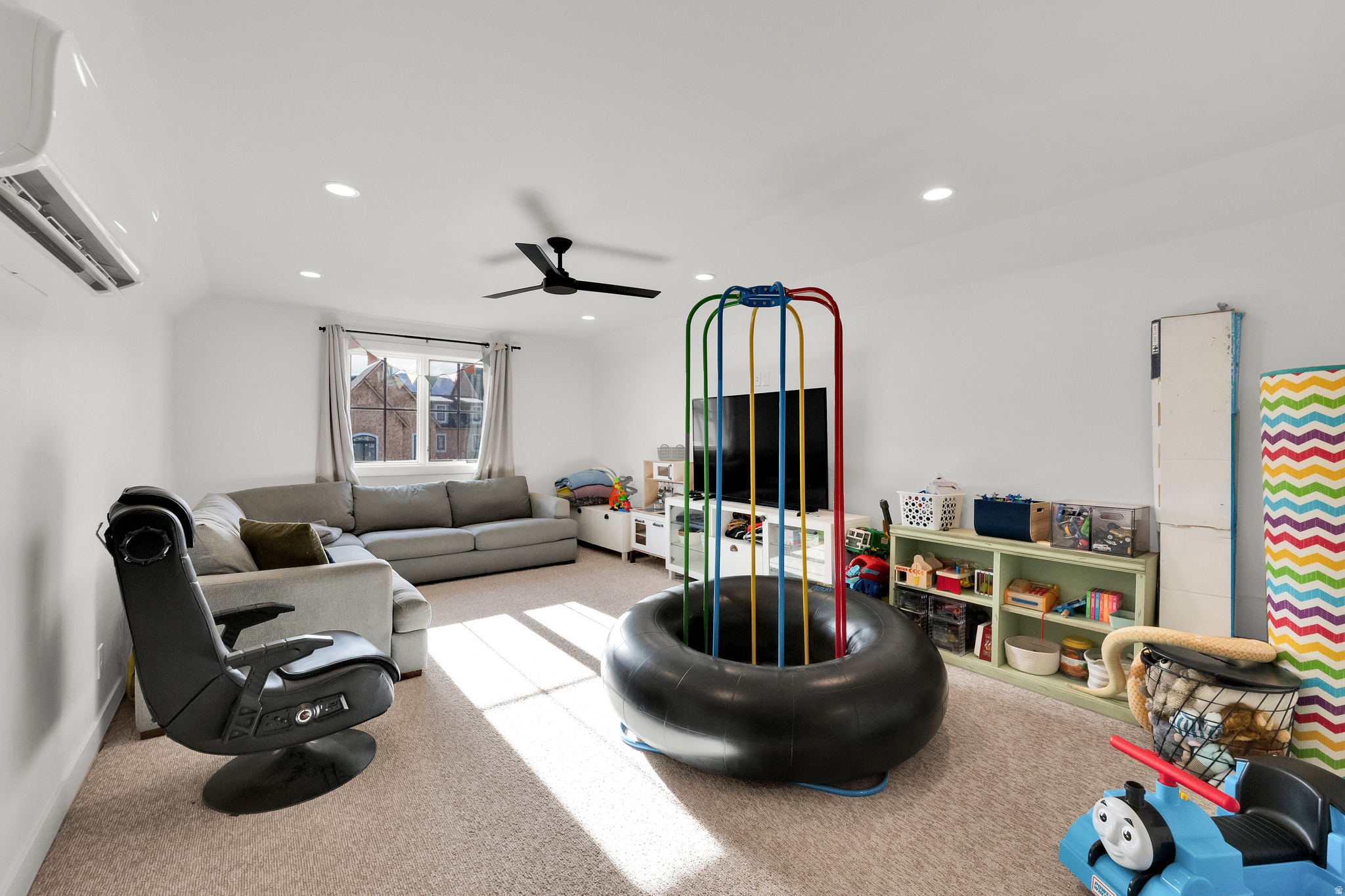 MEADOWS - Residential