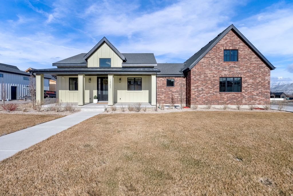 Photo of 14253 S JEMMA DR, Bluffdale, UT 84065 (MLS # 2138820)