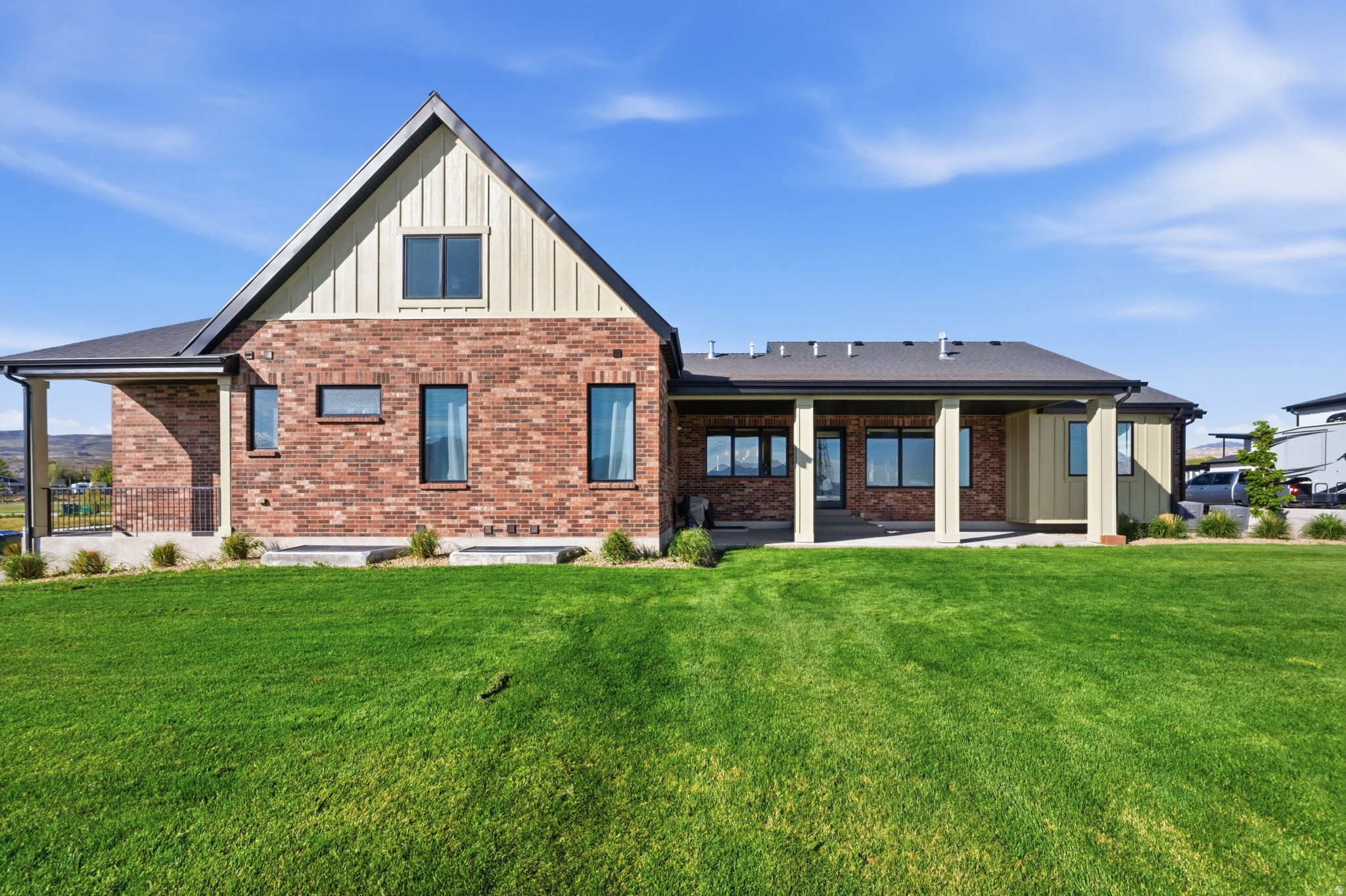 MEADOWS - Residential