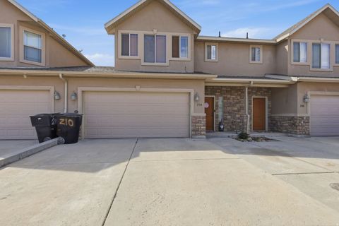 Townhouse For Sale - 210 S 125<br/> Franklin, ID 83237
