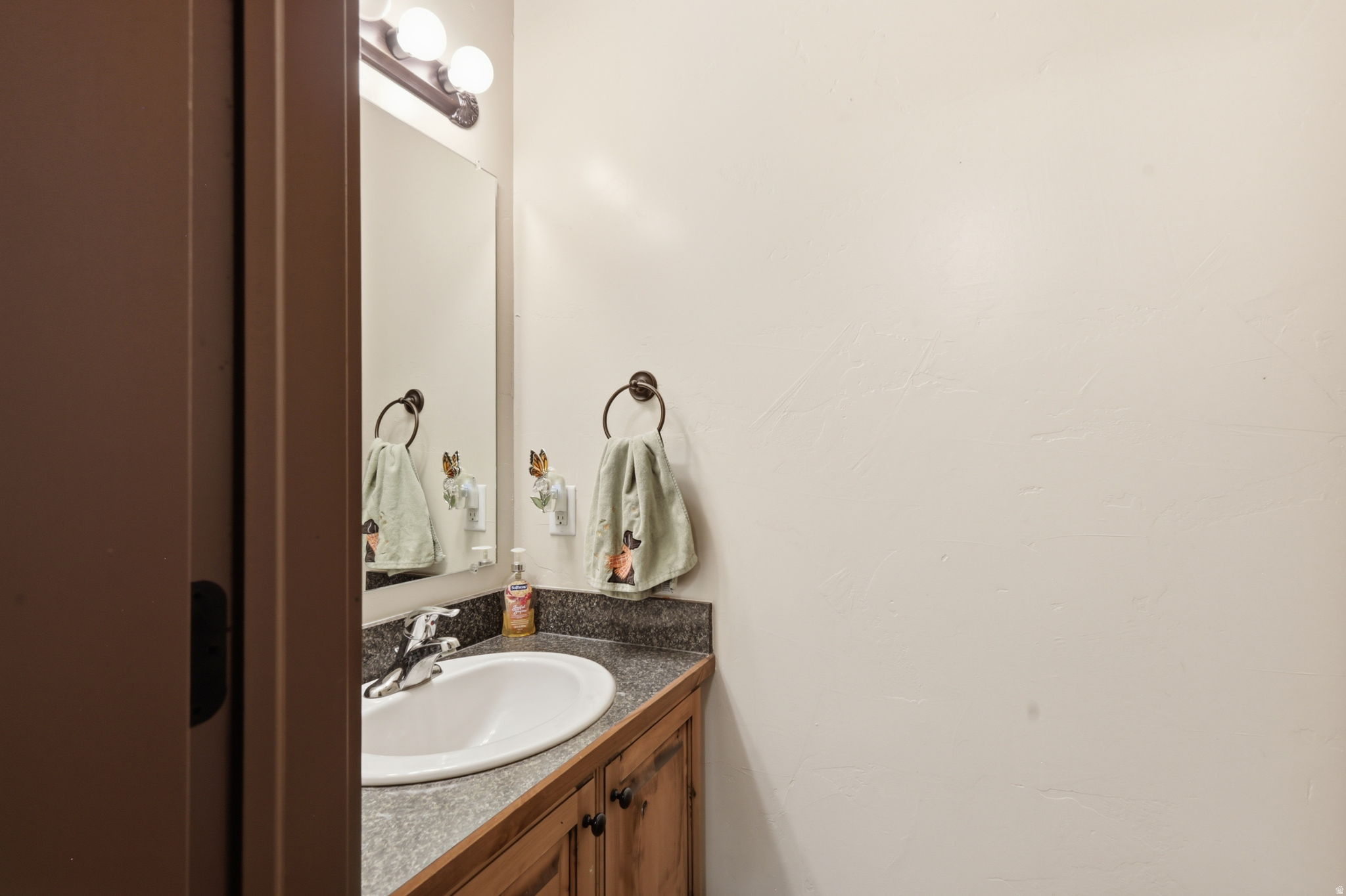 COUNTRY MEADOW TOWNHOMES - Residential