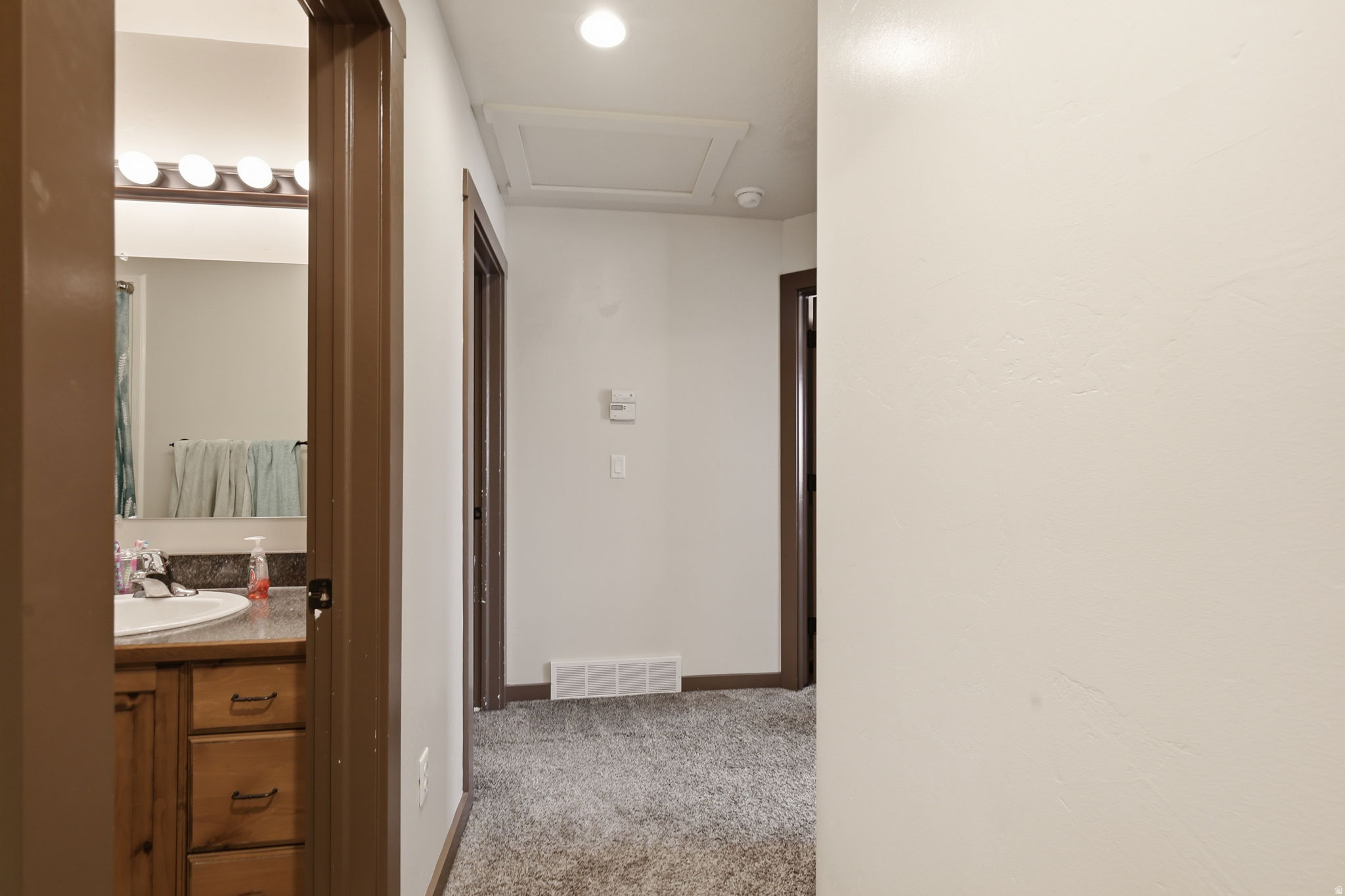 COUNTRY MEADOW TOWNHOMES - Residential