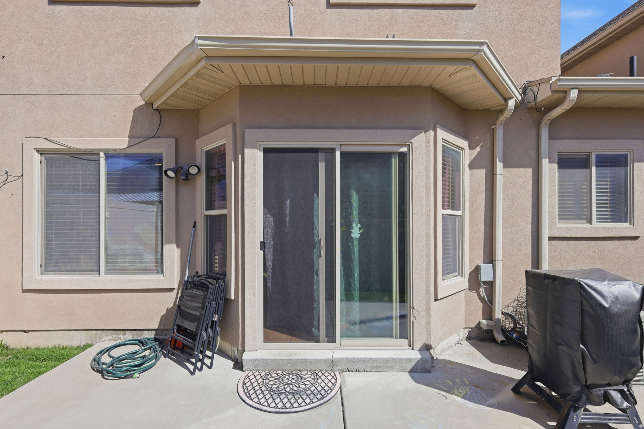 COUNTRY MEADOW TOWNHOMES - Residential