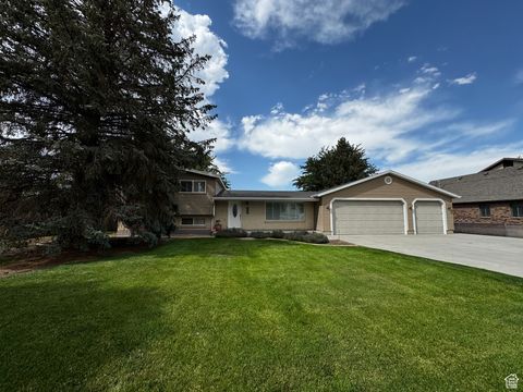 500 W CLARK ST Grantsville UT 84029