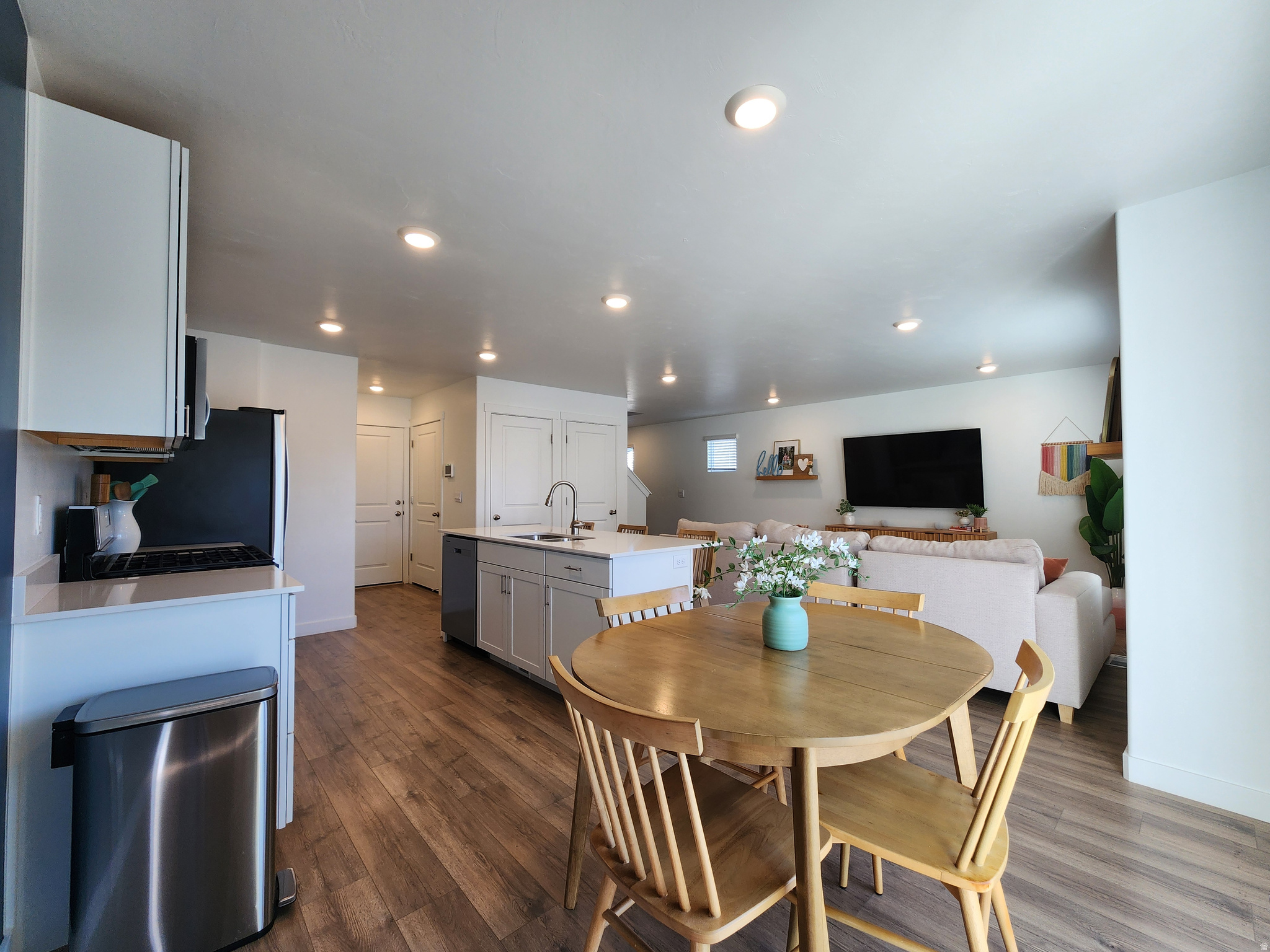 EAGLE POINT - Residential