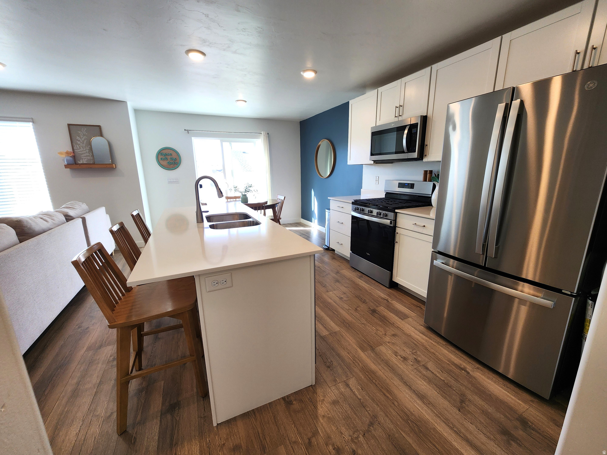 EAGLE POINT - Residential