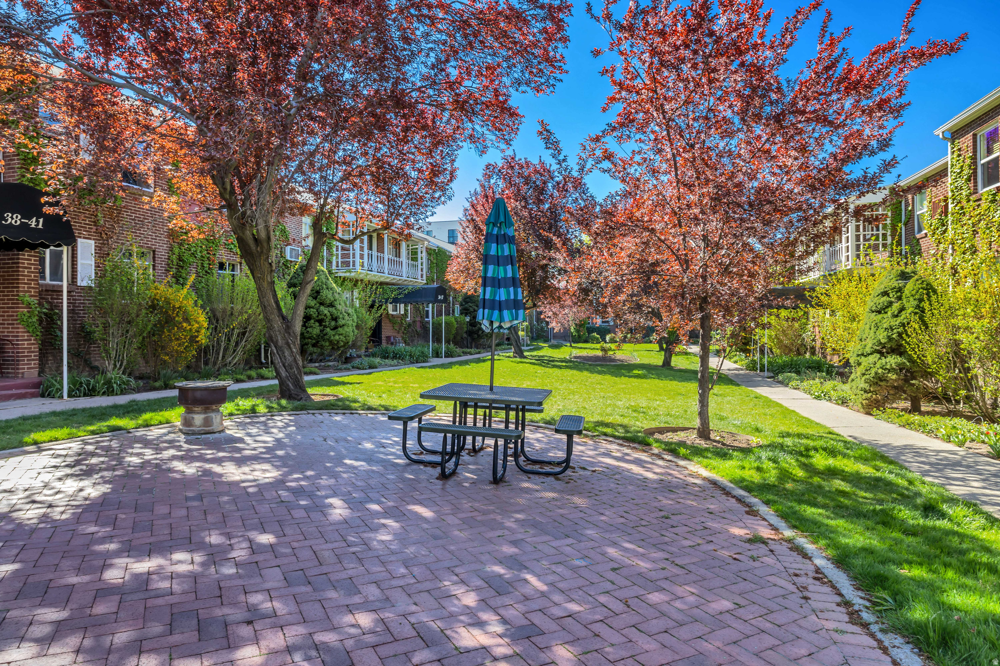 IVY TERRACE - Residential