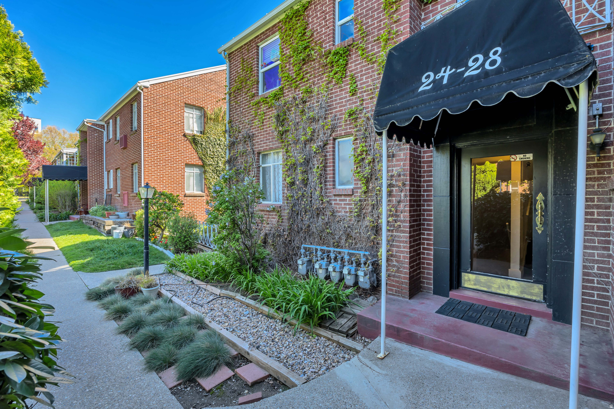 IVY TERRACE - Residential