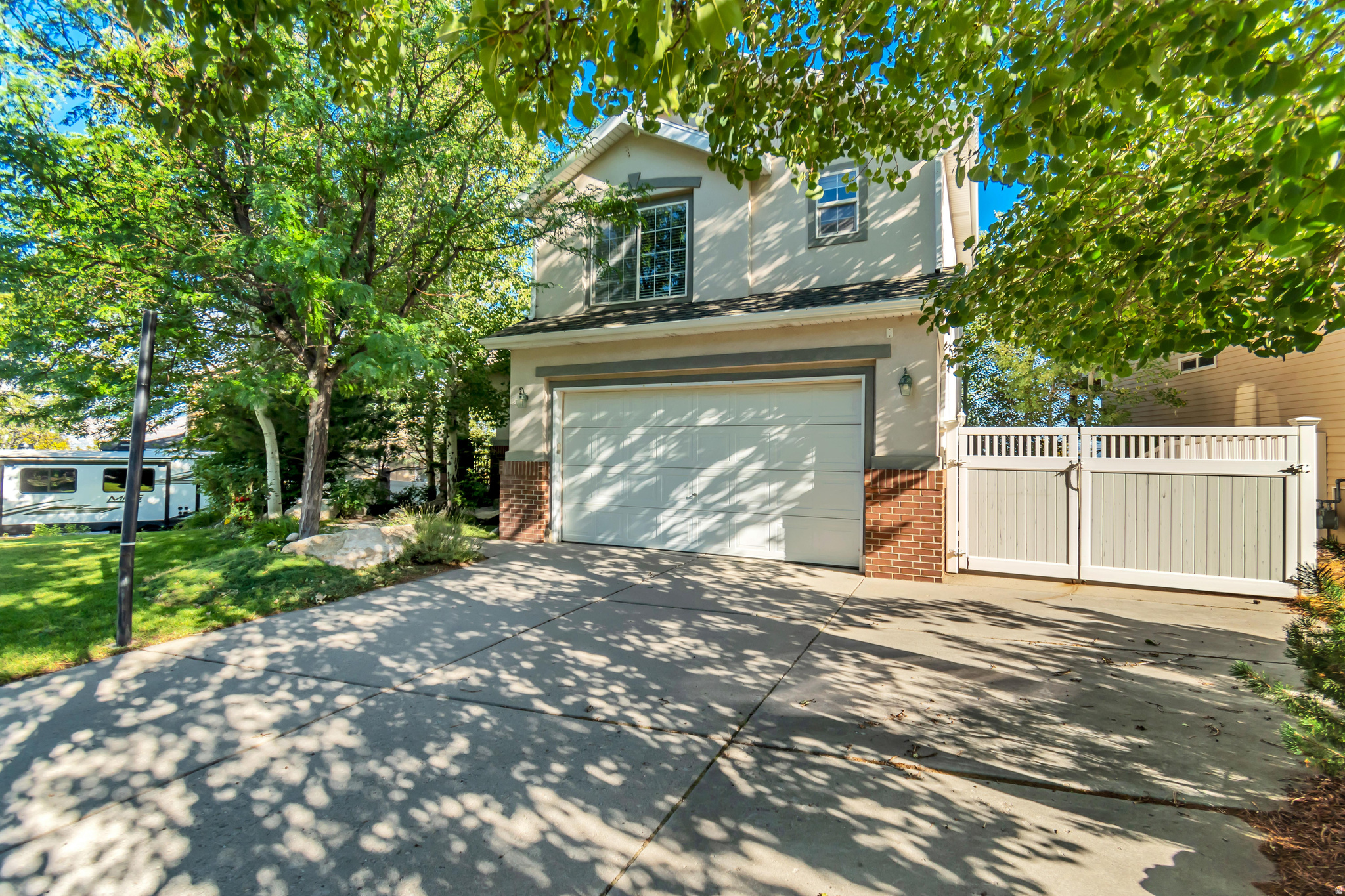 CENTENNIAL HEIGHTS - Residential