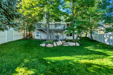 Tiny photo for 427 E PAROWAN Way, Draper, UT 84020 (MLS # 2120263)