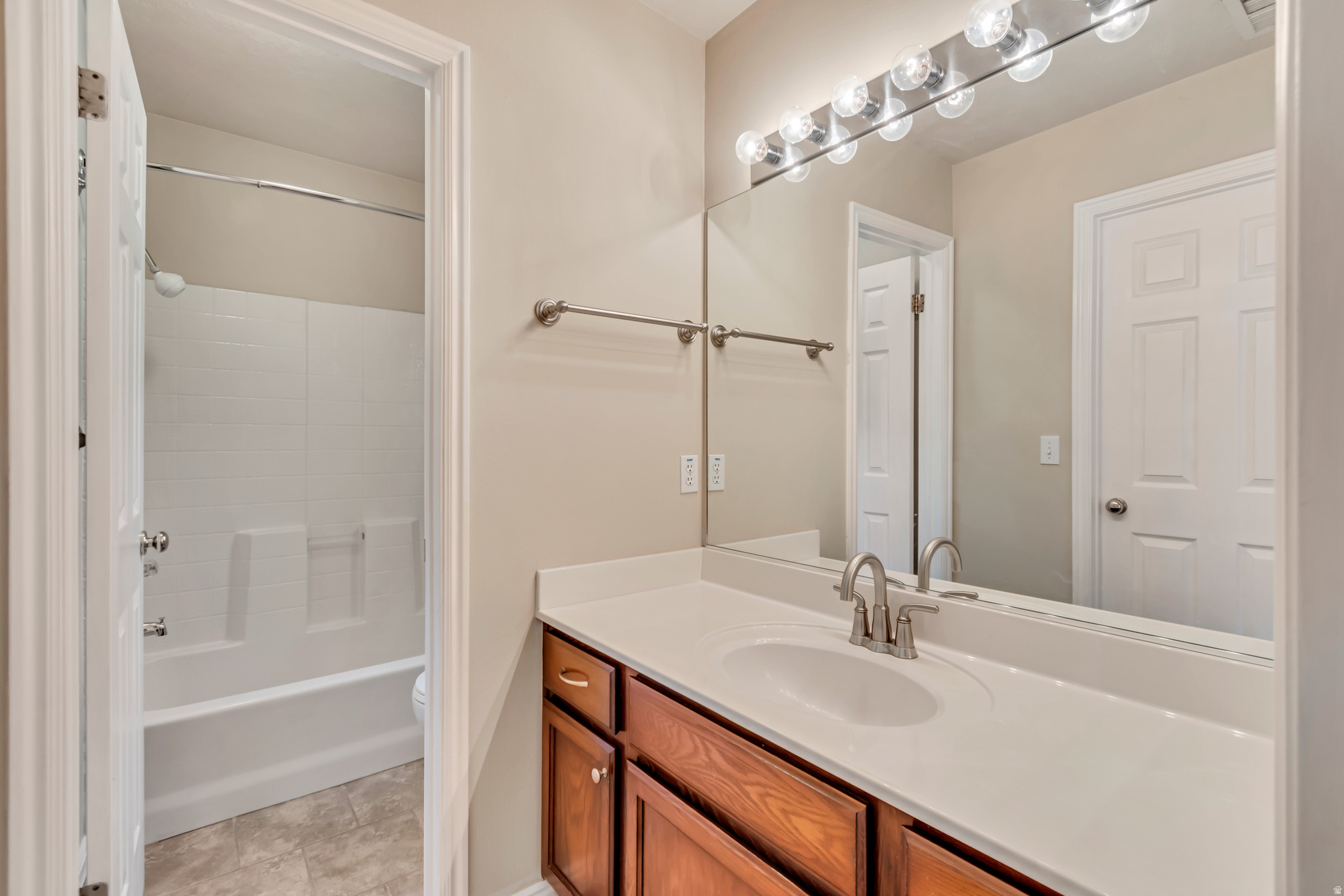 CENTENNIAL HEIGHTS - Residential