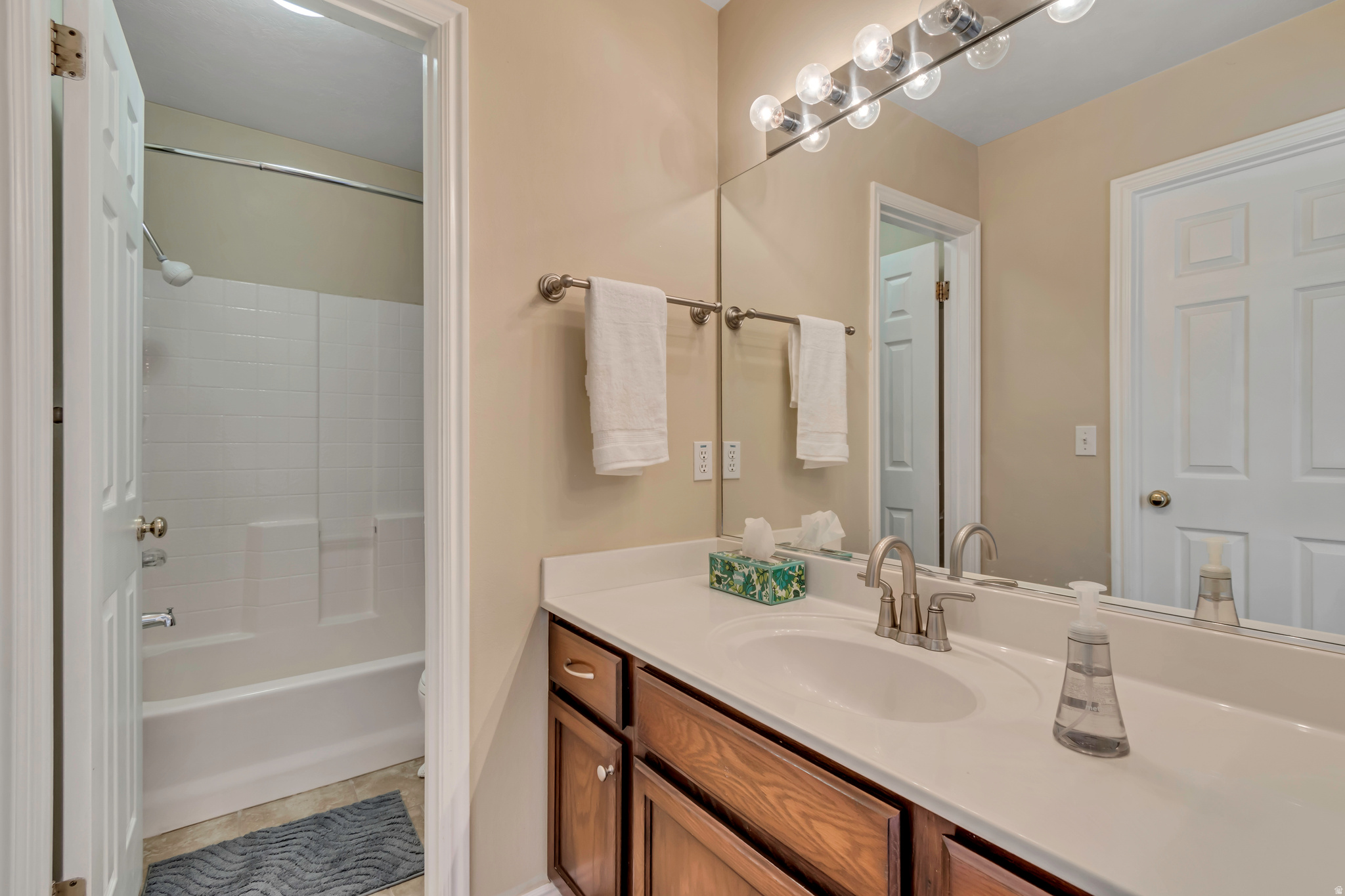 CENTENNIAL HEIGHTS - Residential