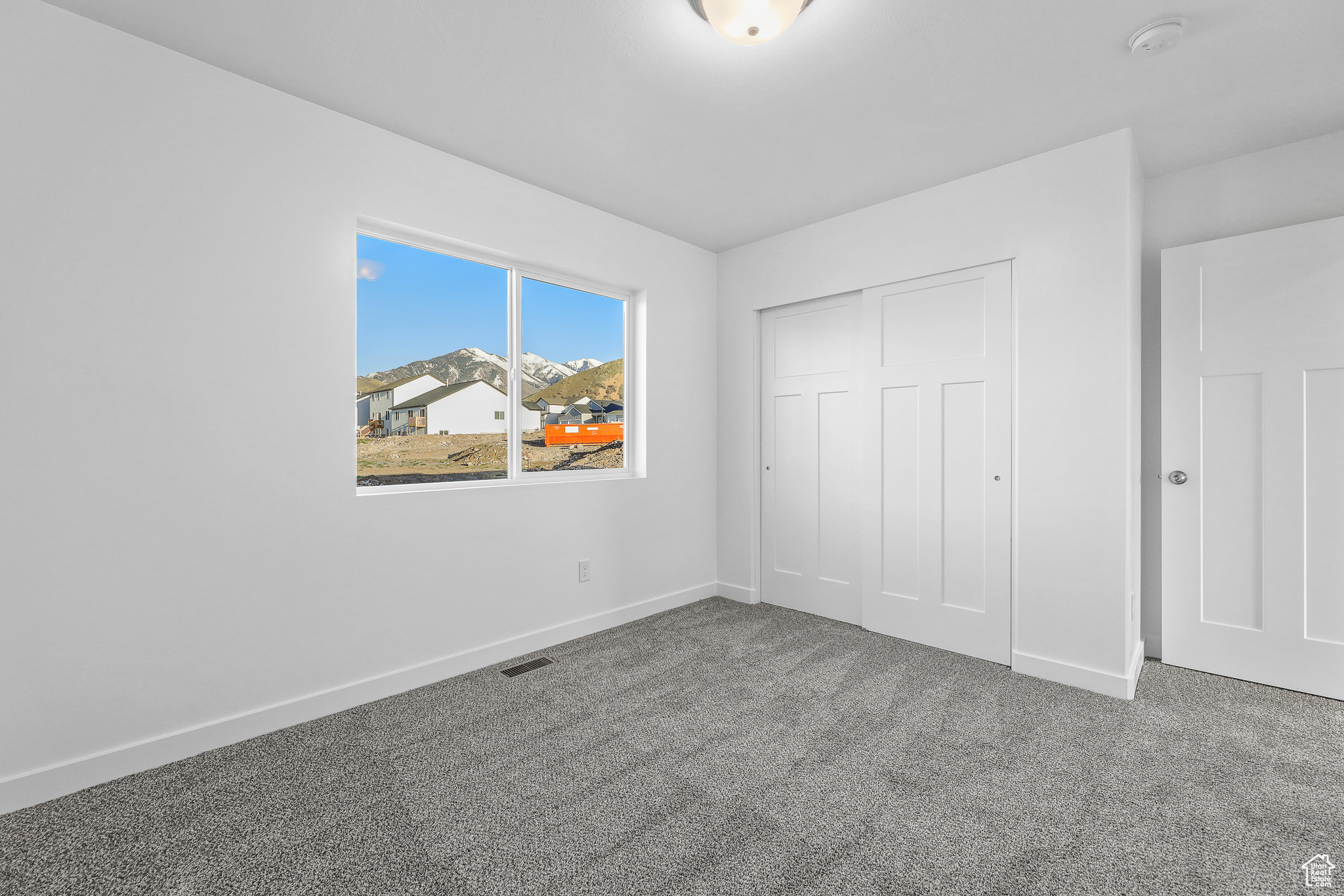 DESERET HIGHLANDS - Residential