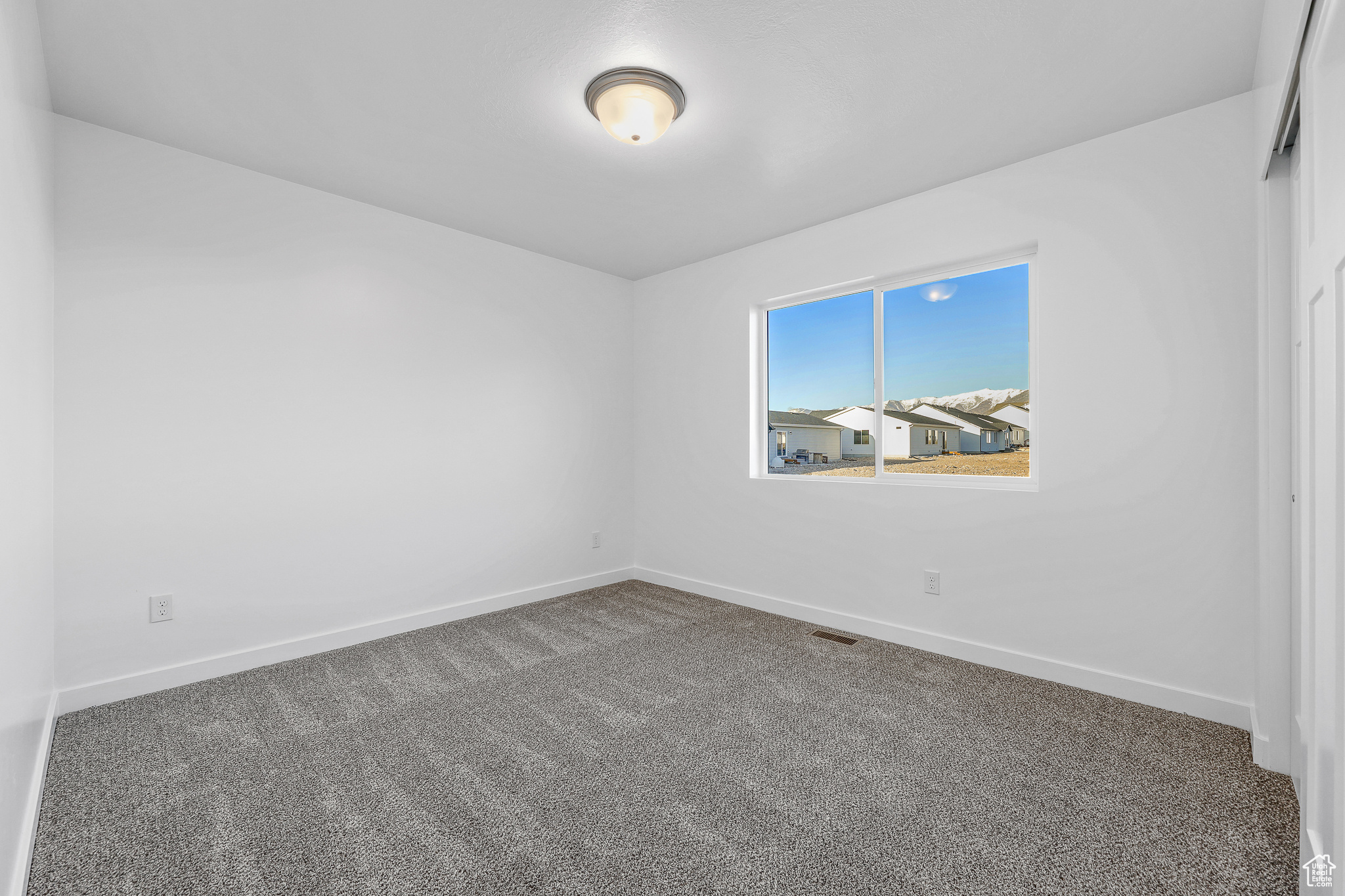DESERET HIGHLANDS - Residential
