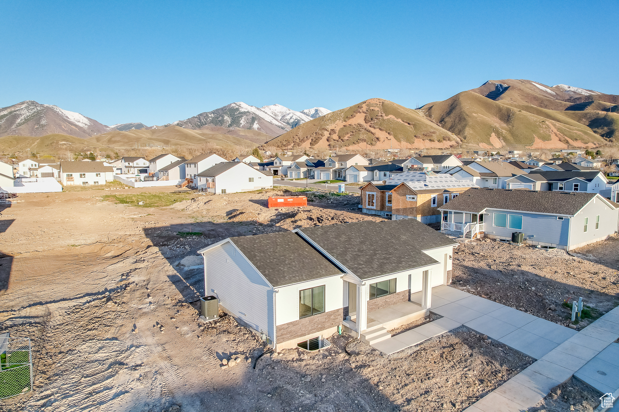 DESERET HIGHLANDS - Residential