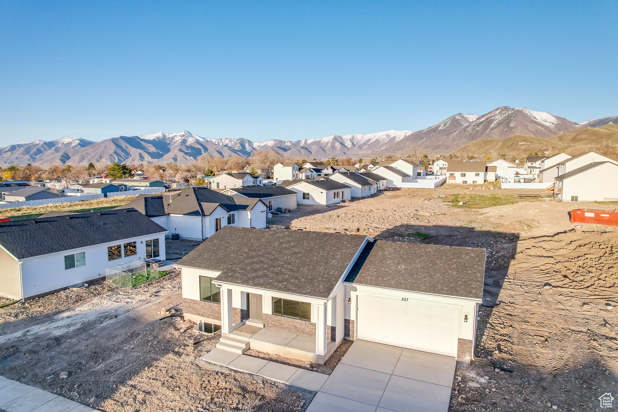 DESERET HIGHLANDS - Residential