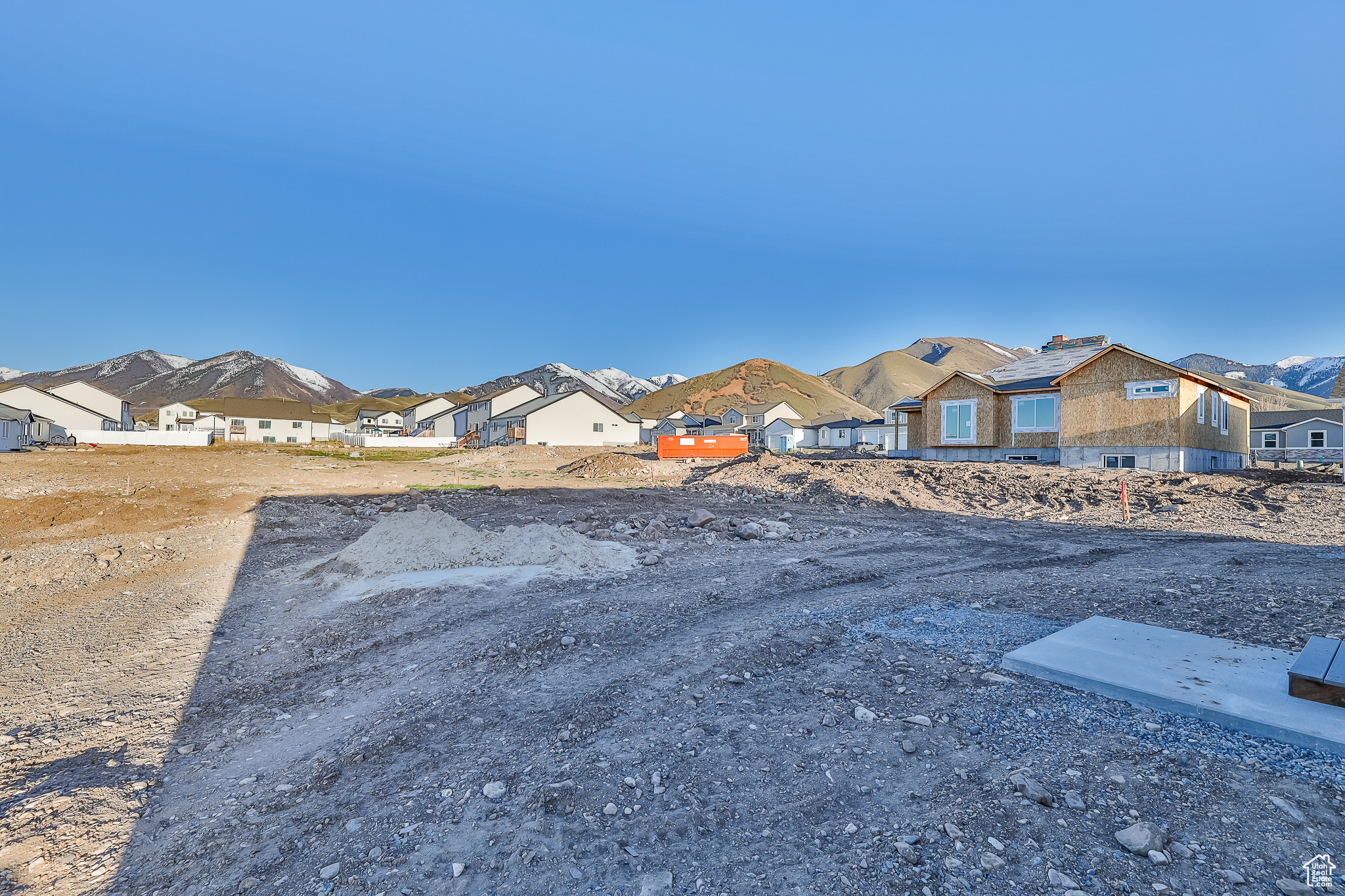 DESERET HIGHLANDS - Residential