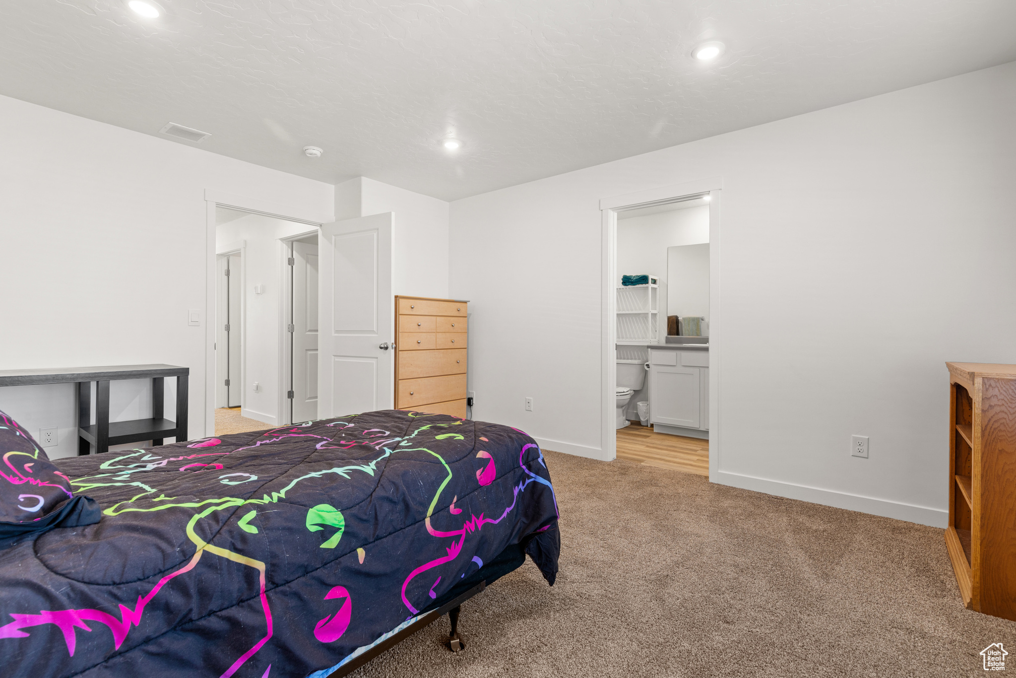 WESTERN ACRES - Residential