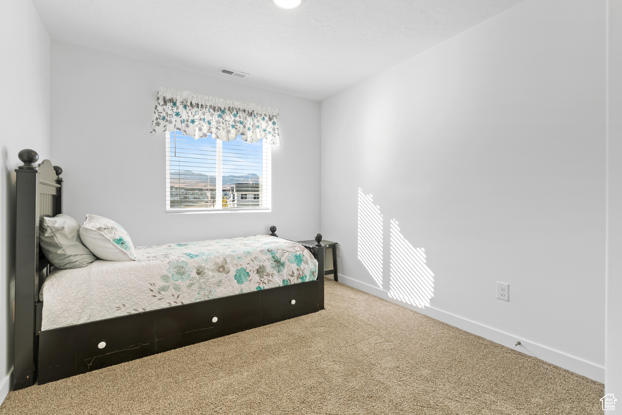 WESTERN ACRES - Residential