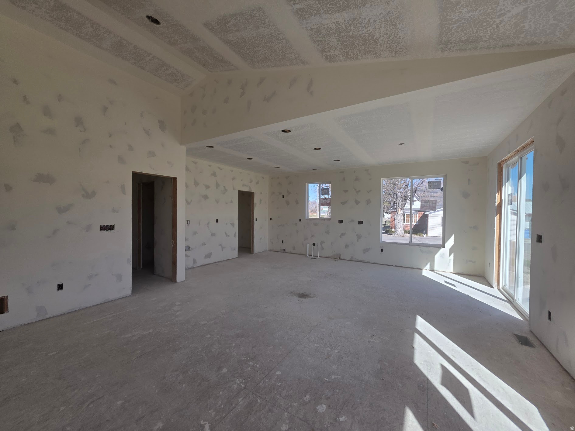 ESTATES AT RIVERVIEW - Residential