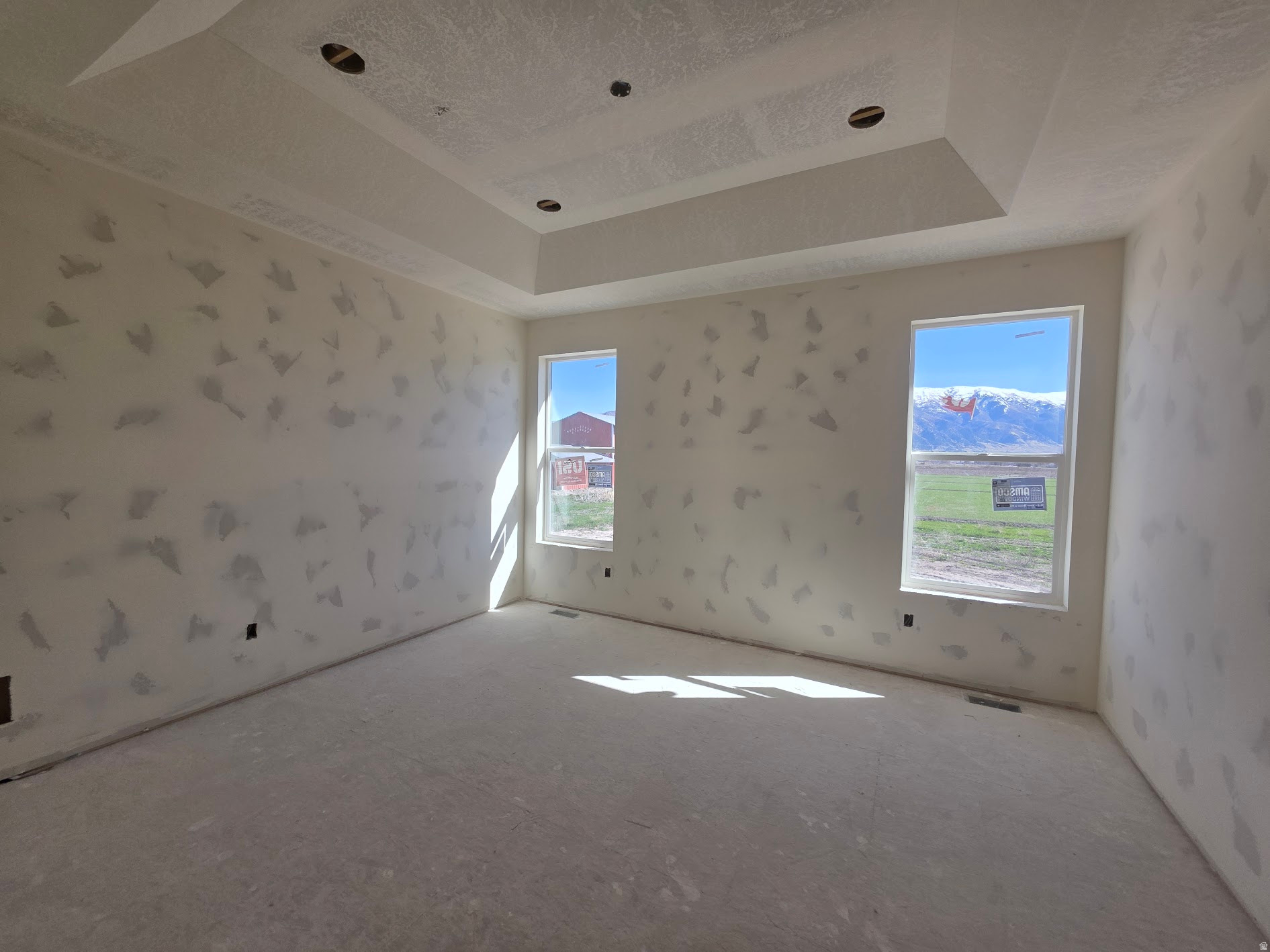 ESTATES AT RIVERVIEW - Residential