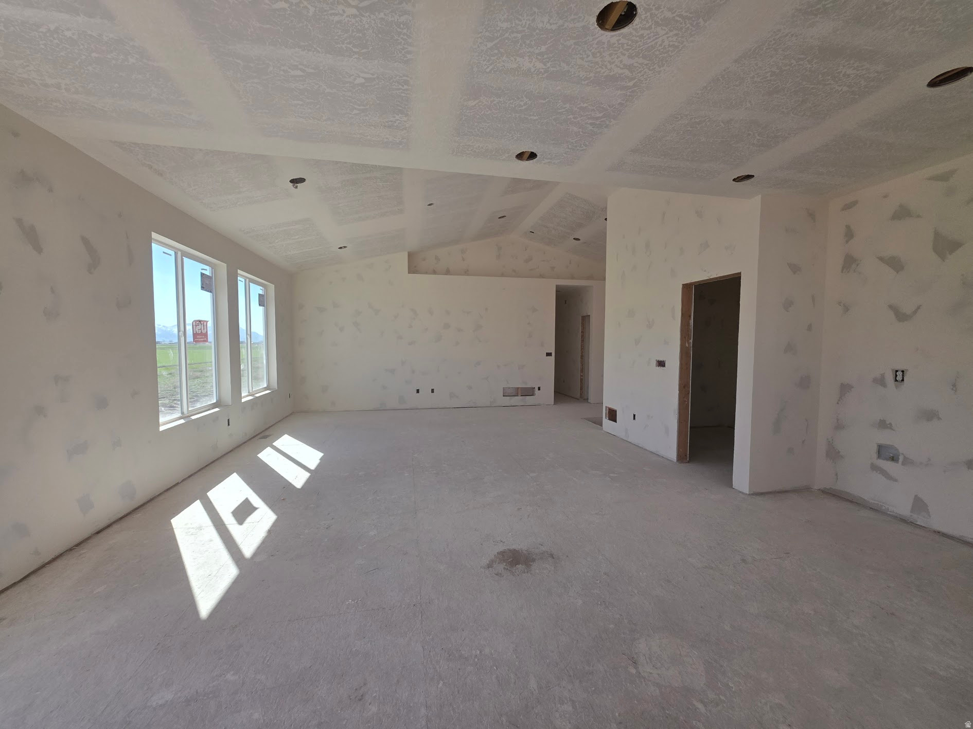 ESTATES AT RIVERVIEW - Residential